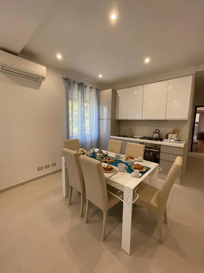 Baia Di Atlantide Apartment Taormina 0*,  Italy