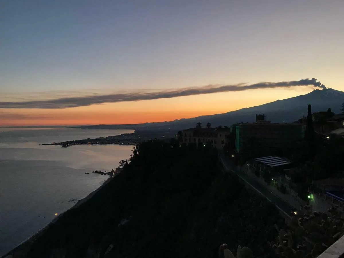 Baia Di Atlantide Apartment Taormina