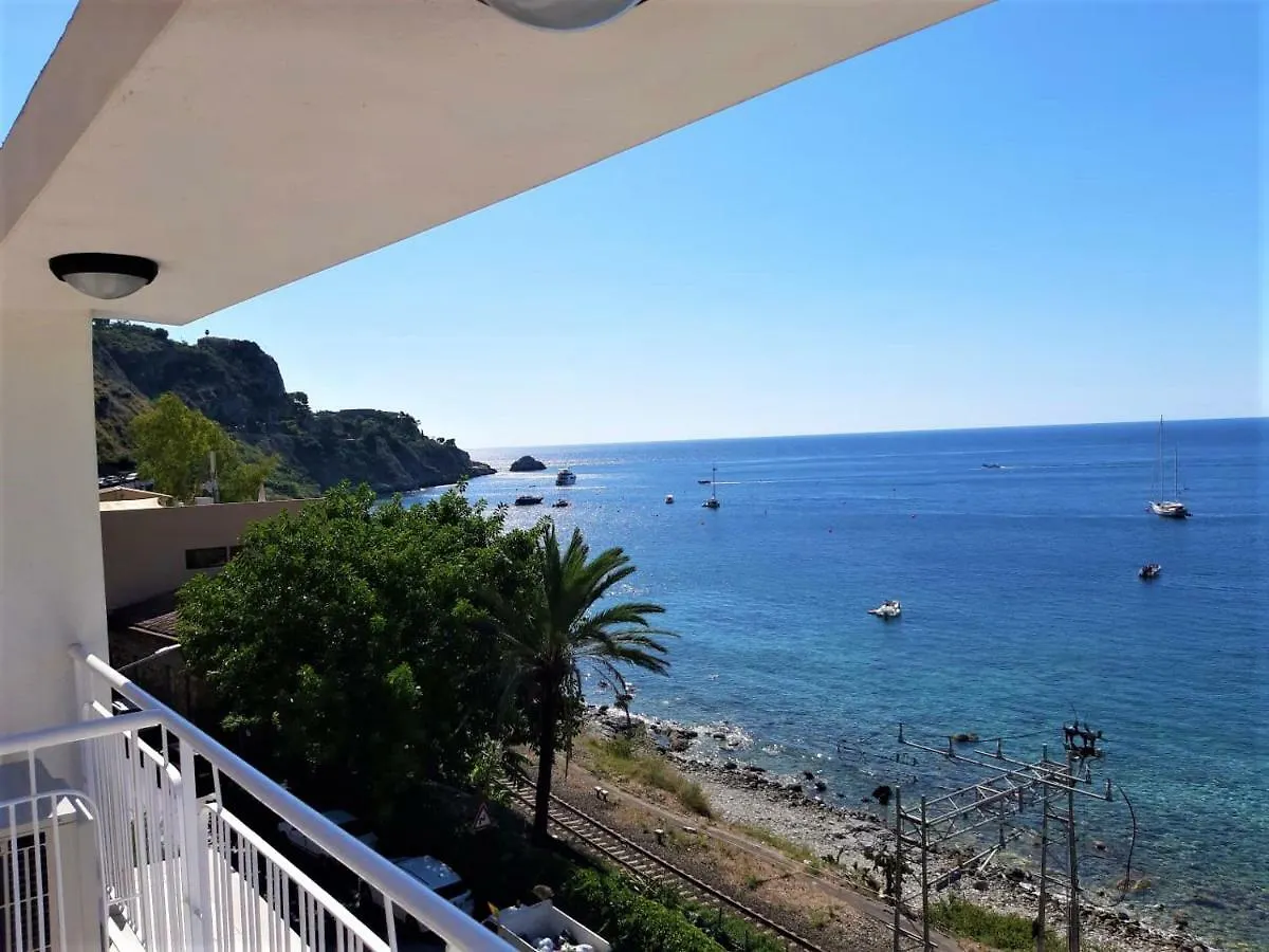 Baia Di Atlantide Apartment Taormina