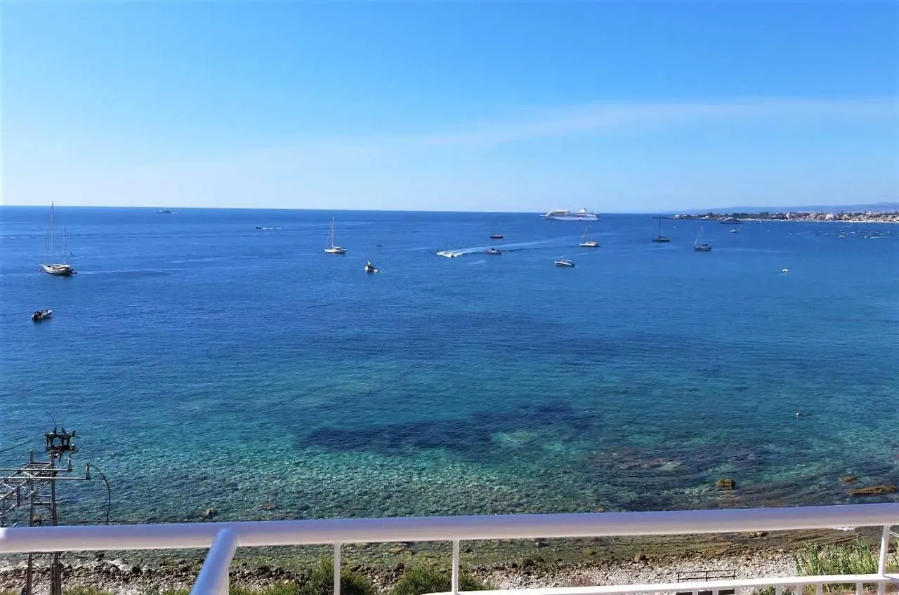 Baia Di Atlantide Apartment Taormina 0*,  Italy